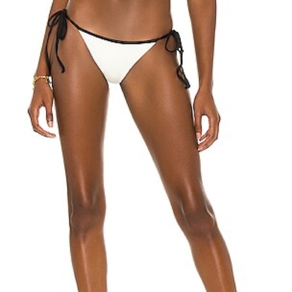 NWT Eberjey Women’s Pique Sadie Bikini Bottoms in Ecru/Black in size Small - Picture 1 of 6
